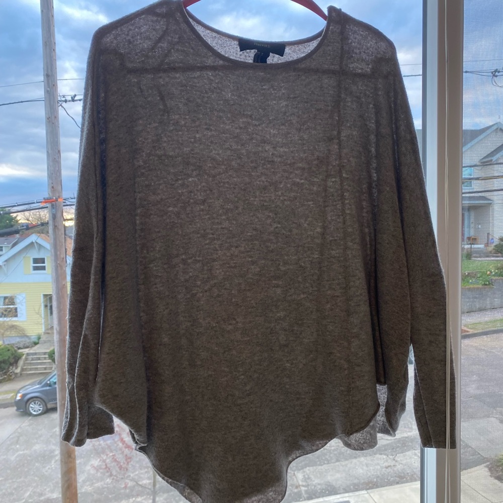 Forever 21 | Medium | Angle Crop Sweater